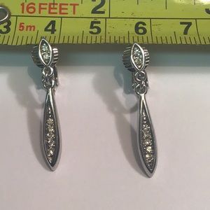 Teeny-Tiny Crystals Dangling Clip-on Earrings.